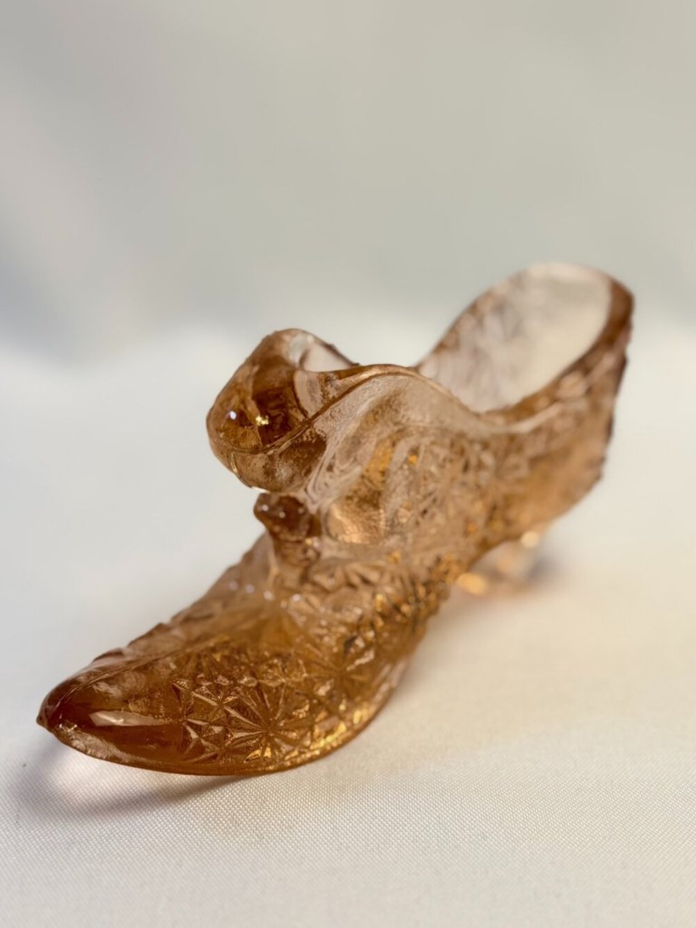 Fenton Art Glass Peachy Pink Daisy Button Vintage Cat Head Slipper Shoe